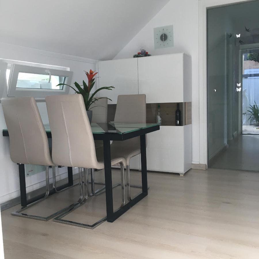Villa Evita Mesongi Ngoại thất bức ảnh