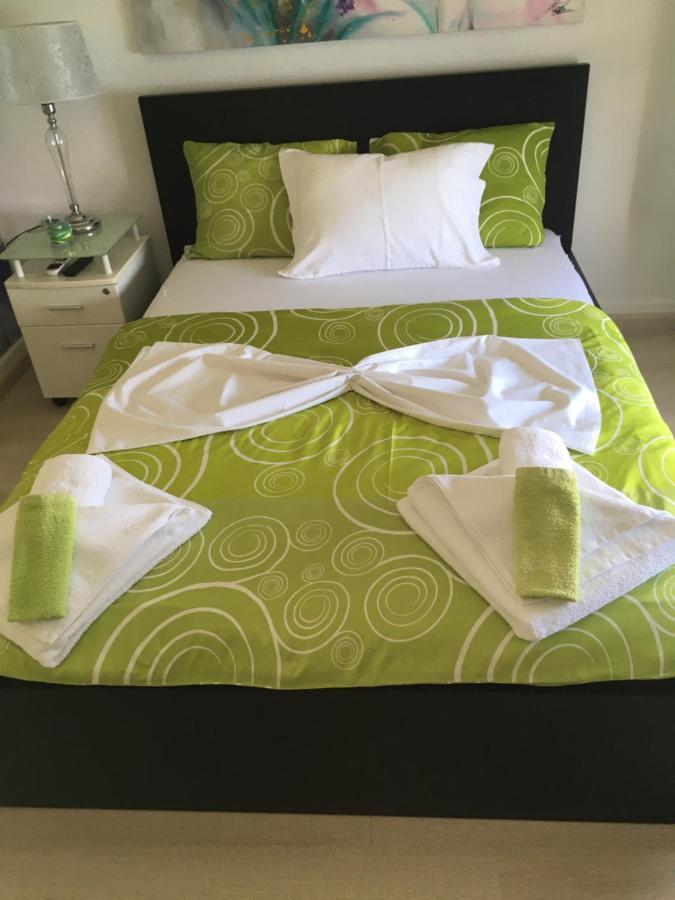 Villa Evita Mesongi Ngoại thất bức ảnh