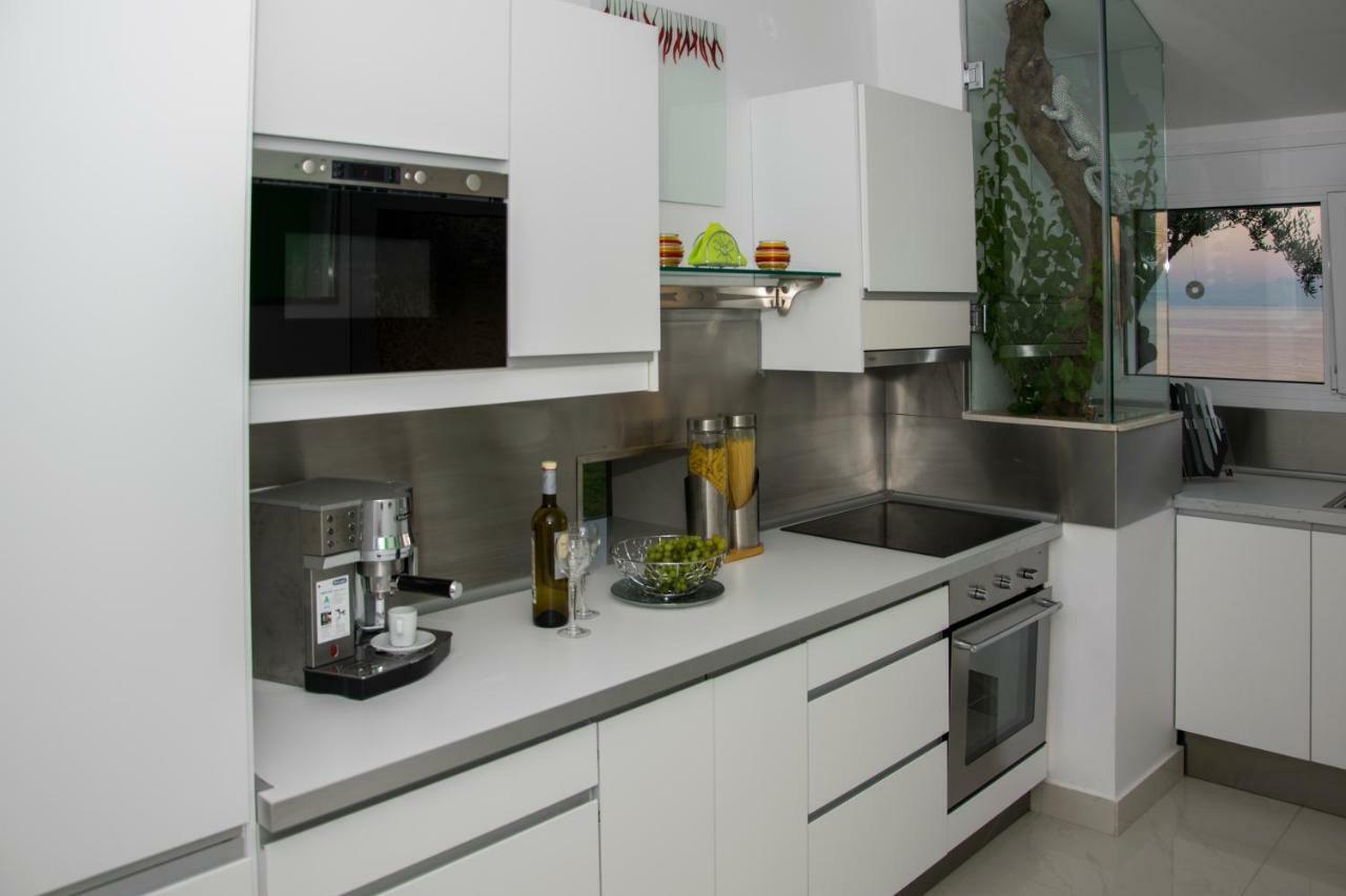 Villa Evita Mesongi Ngoại thất bức ảnh